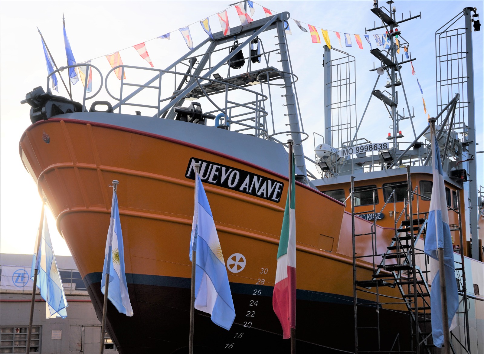 Barco militar - ZH-749 IO - Zodiac Milpro International - intraborda /  embarcación neumática semirrígida